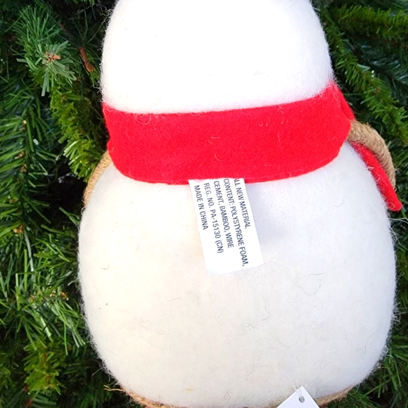NWT Plush Snowman Christmas / Holiday Decor 7.09" x 13" - Picture 3 of 8